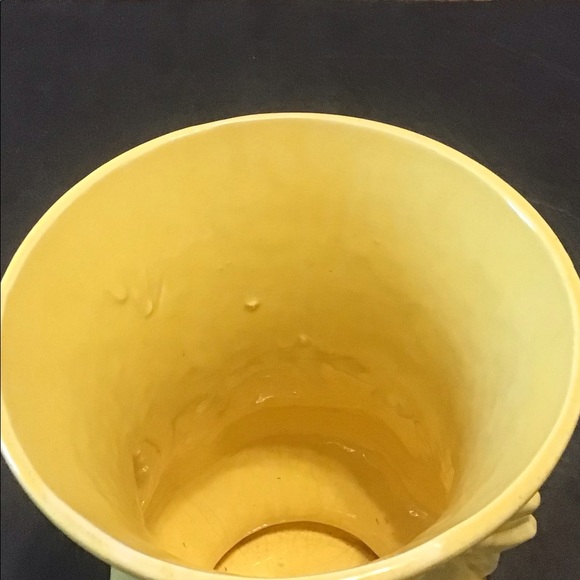 Vintage 1930’s Ornate pottery vase - Picture 5 of 5